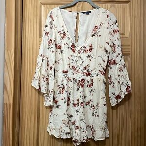 American Eagle jumper. Size XS